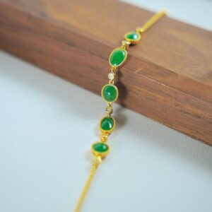 Full grenn Jade 18 karat golden bracelet